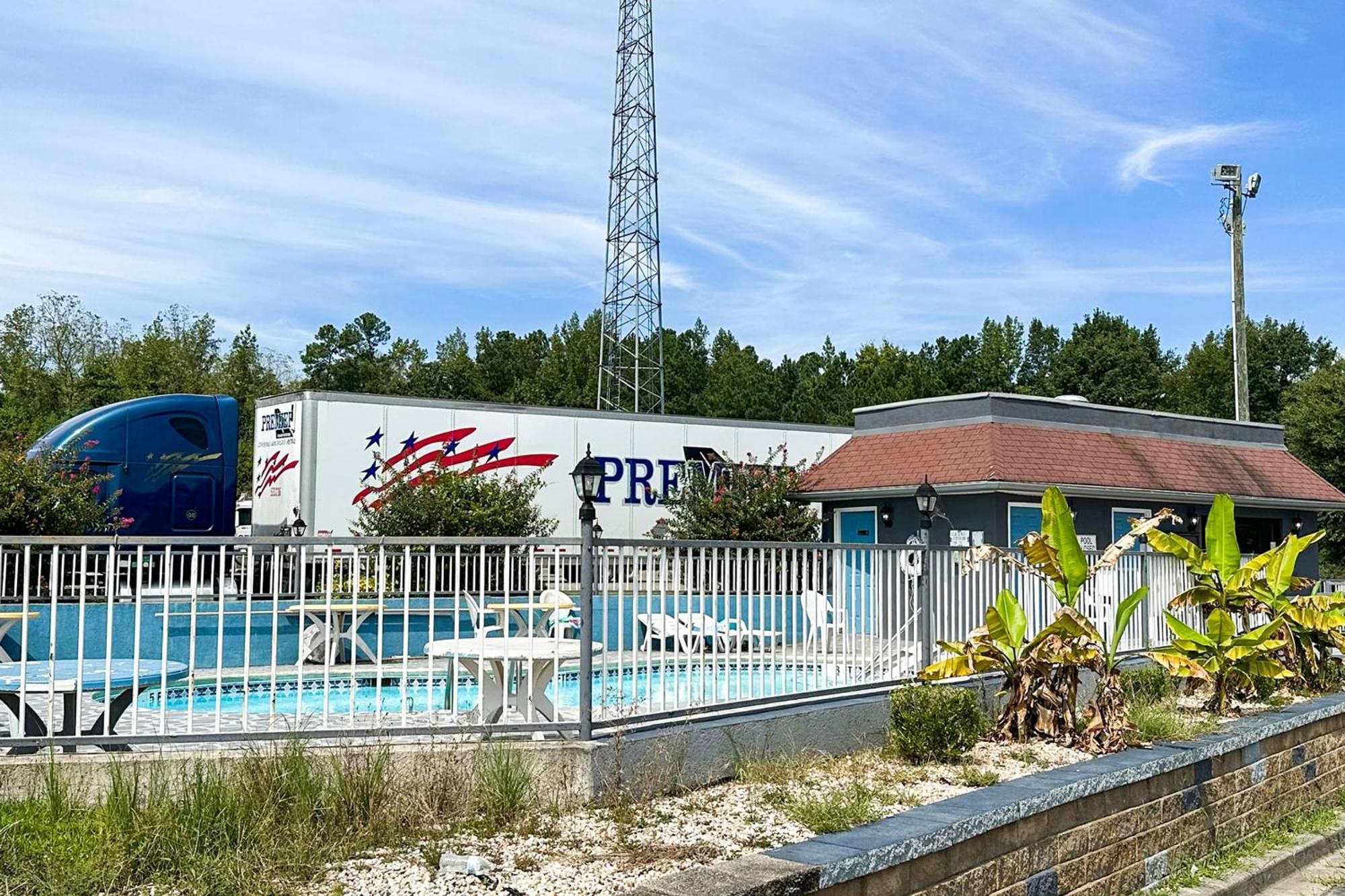 Executive Inn Ridgeway I-77 Buitenkant foto