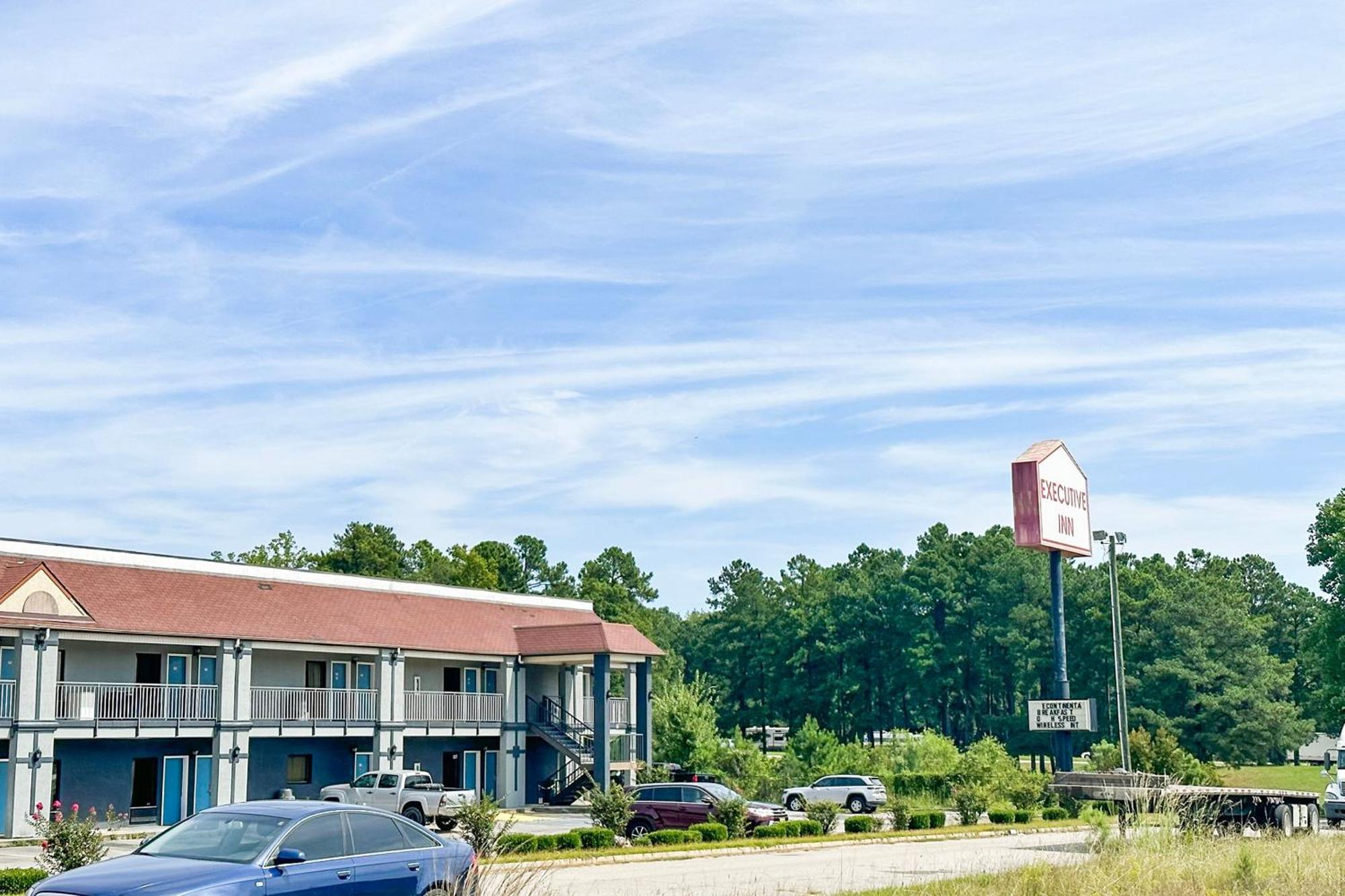Executive Inn Ridgeway I-77 Buitenkant foto