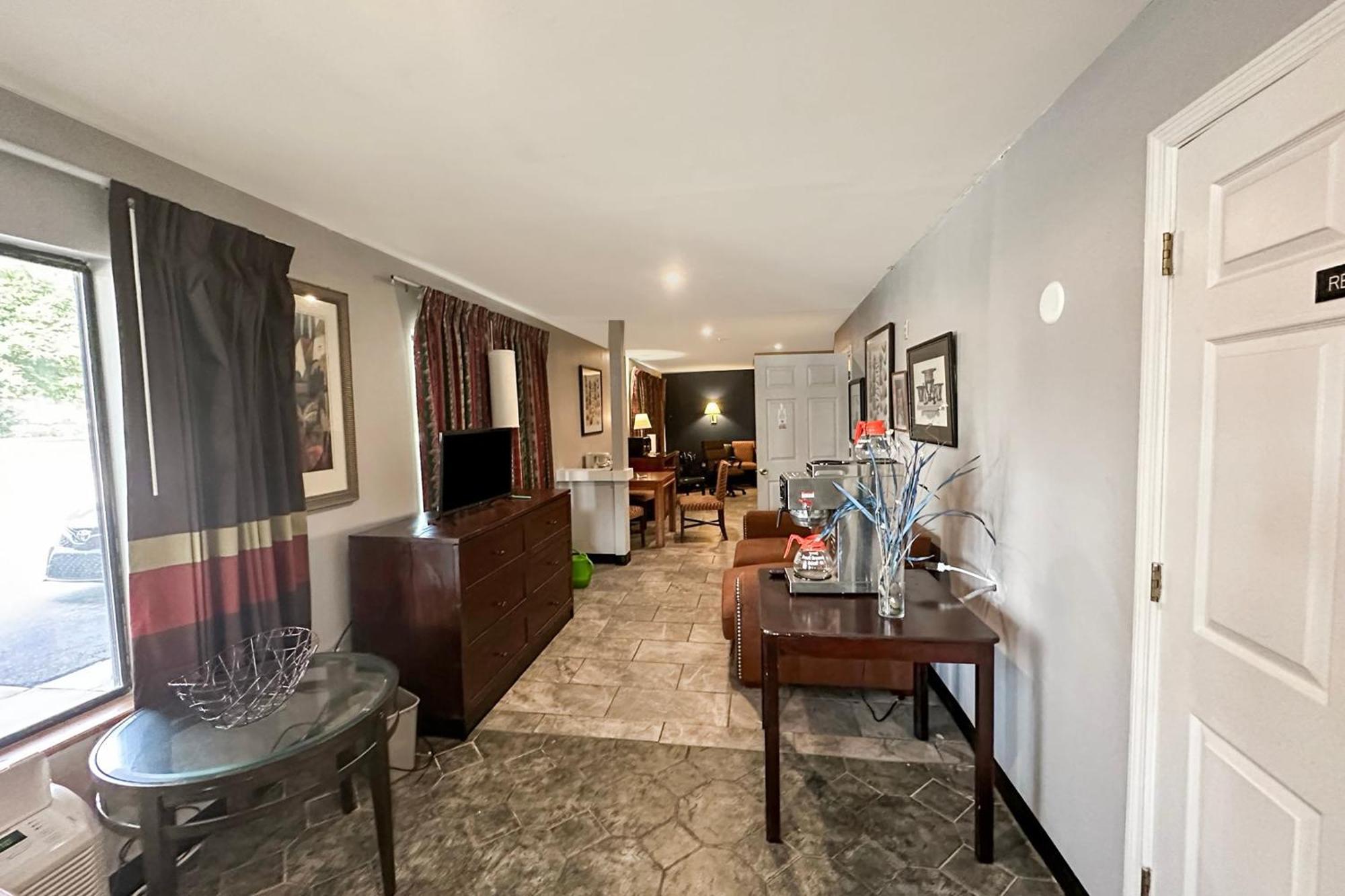 Executive Inn Ridgeway I-77 Buitenkant foto